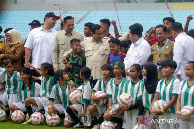 Presiden Prabowo Subianto Resmi Membuka 17 Stadion Standar FIFA di Indonesia