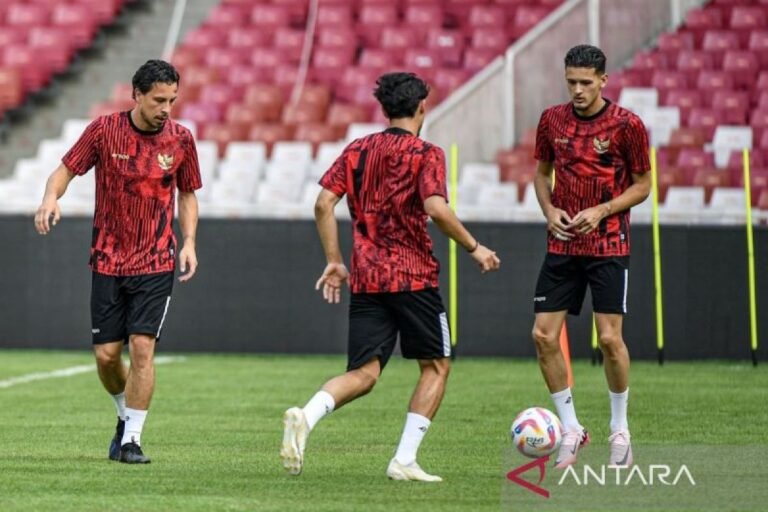 Sydney Menanti: Thom Haye, Justin, Sandy, dan Dan Struick Berangkat Lebih Dulu