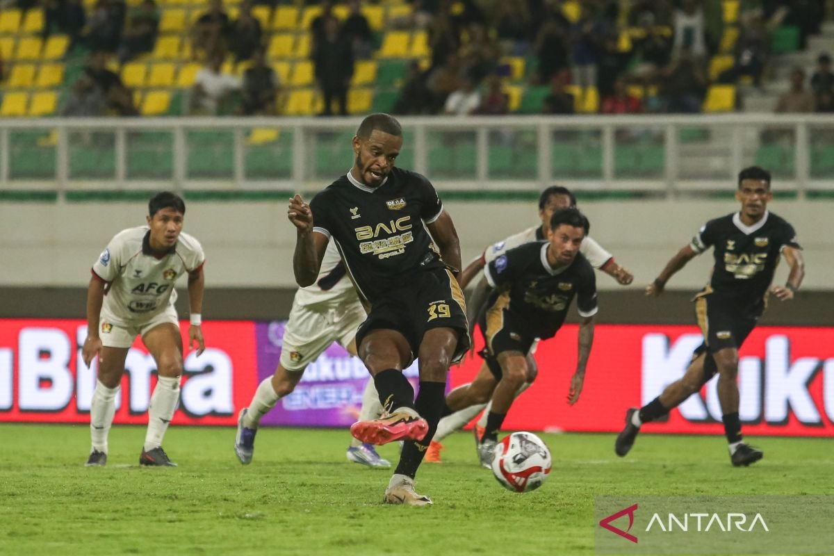 Laga Dewa United vs Persija Digelar Tanpa Penonton