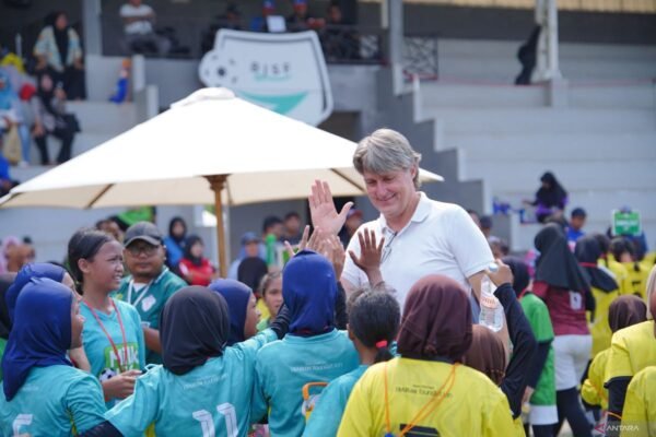 Berikut adalah beberapa alternatif judul untuk “Kuantitas dan Kualitas MLSC Bekasi Seri 1 Alami Peningkatan”:
1. “Peningkatan Kuantitas dan Kualitas MLSC Bekasi Seri 1”
2. “MLSC Bekasi Seri 1: Kualitas dan Kuantitas yang Meningkat”
3. “Kualitas dan Kuantitas MLSC Bekasi Seri 1: Tanda Peningkatan”
4. “Seri 1 MLSC Bekasi: Lonjakan Kuantitas dan Kualitas”
5. “Peningkatan Signifikan dalam Kuantitas dan Kualitas MLSC Bekasi Seri 1”
6. “MLSC Bekasi Seri 1: Meningkatnya Kuantitas dan Kualitas”
7. “Kuantitas serta Kualitas MLSC Bekasi Seri 1: Menuju Peningkatan yang Lebih Baik”
Silakan pilih yang paling sesuai atau gunakan sebagai inspirasi untuk membuat judul lainnya! Berikut adalah beberapa alternatif judul untuk "Kuantitas dan Kualitas MLSC Bekasi Seri 1 Alami Peningkatan":
1. "Peningkatan Kuantitas dan Kualitas MLSC Bekasi Seri 1"
2. "MLSC Bekasi Seri 1: Kualitas dan Kuantitas yang Meningkat"
3. "Kualitas dan Kuantitas MLSC Bekasi Seri 1: Tanda Peningkatan"
4. "Seri 1 MLSC Bekasi: Lonjakan Kuantitas dan Kualitas"
5. "Peningkatan Signifikan dalam Kuantitas dan Kualitas MLSC Bekasi Seri 1"
6. "MLSC Bekasi Seri 1: Meningkatnya Kuantitas dan Kualitas"
7. "Kuantitas serta Kualitas MLSC Bekasi Seri 1: Menuju Peningkatan yang Lebih Baik"
Silakan pilih yang paling sesuai atau gunakan sebagai inspirasi untuk membuat judul lainnya!