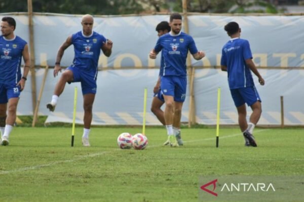 Pemain Persib Bandung Kembali Fit Setelah Menikmati Libur