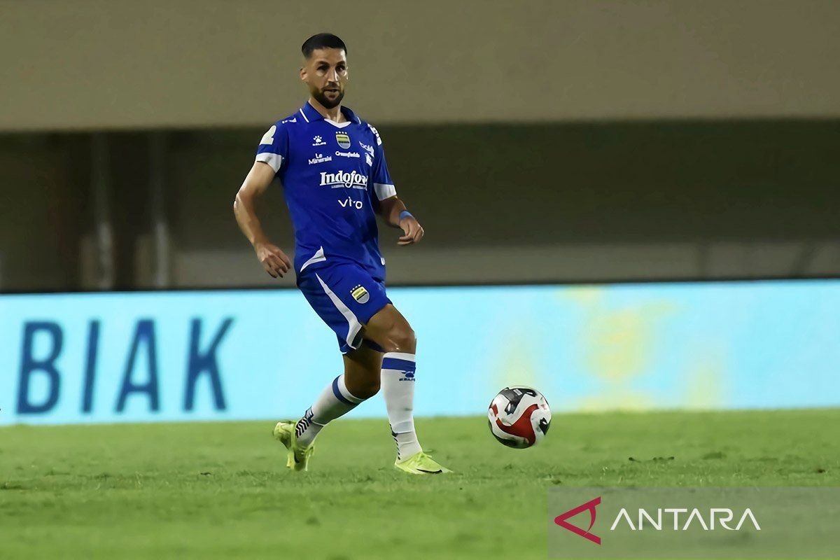 Luciano: Waspada Terhadap Kekuatan Selangor FC Saat Melawan Persib Bandung